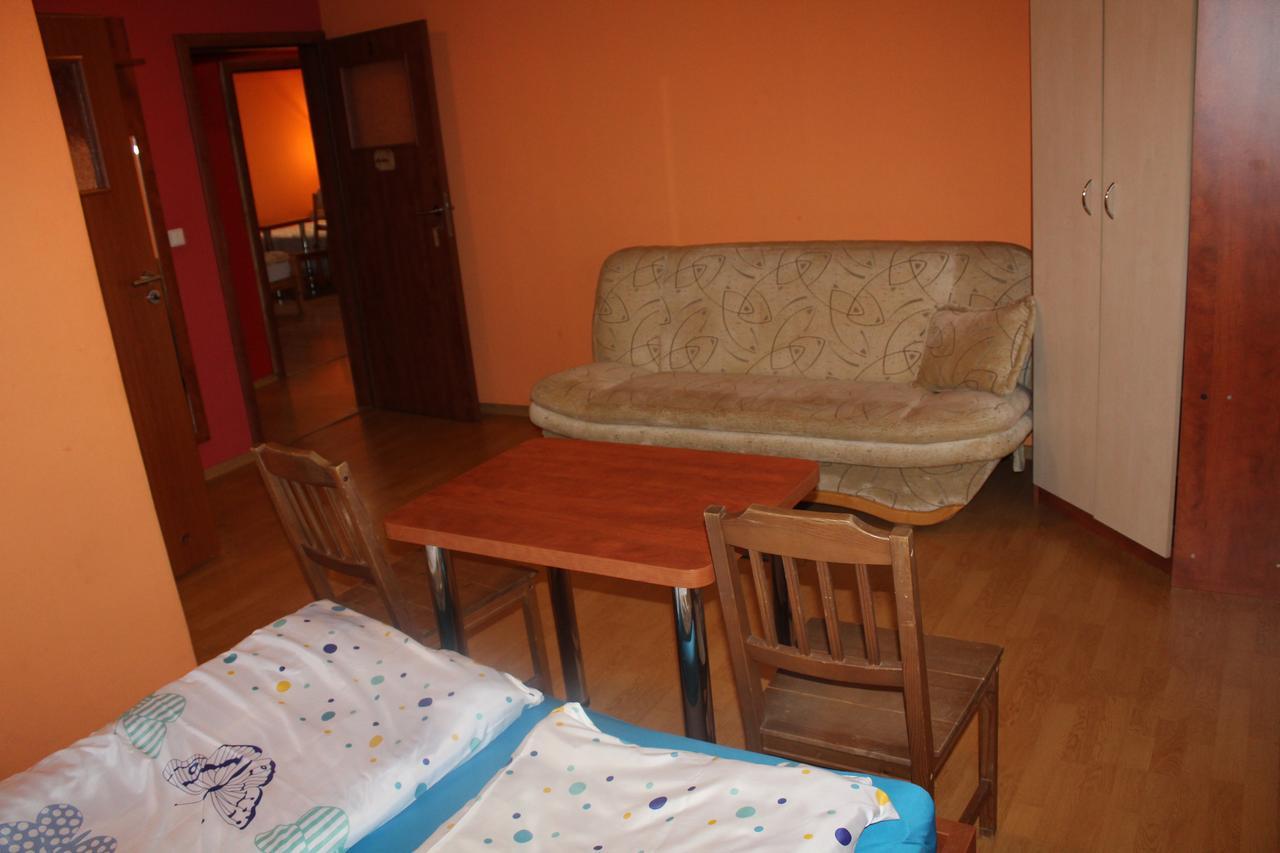 Zagroda Agroturystyczna Wiecha Mieroszow 外观 照片