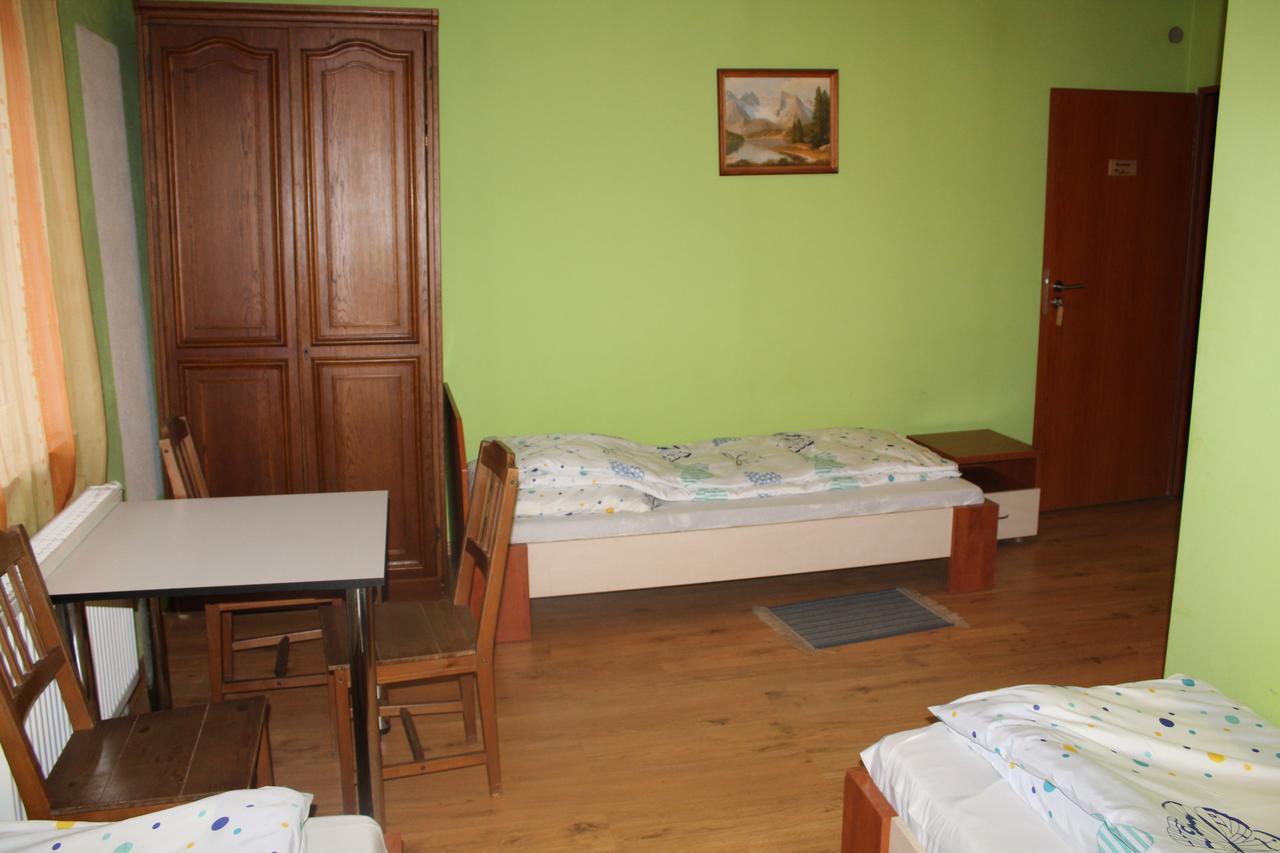 Zagroda Agroturystyczna Wiecha Mieroszow 外观 照片