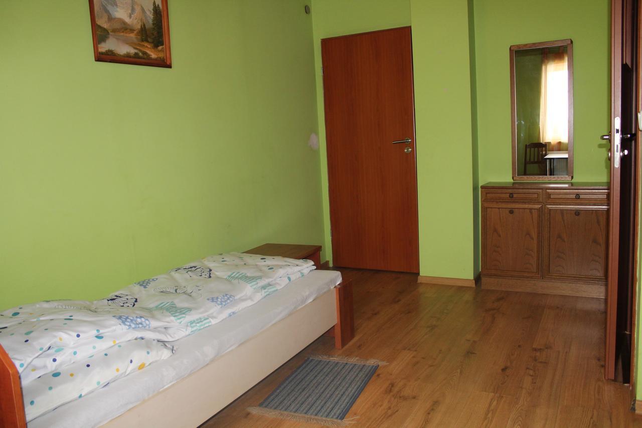 Zagroda Agroturystyczna Wiecha Mieroszow 外观 照片